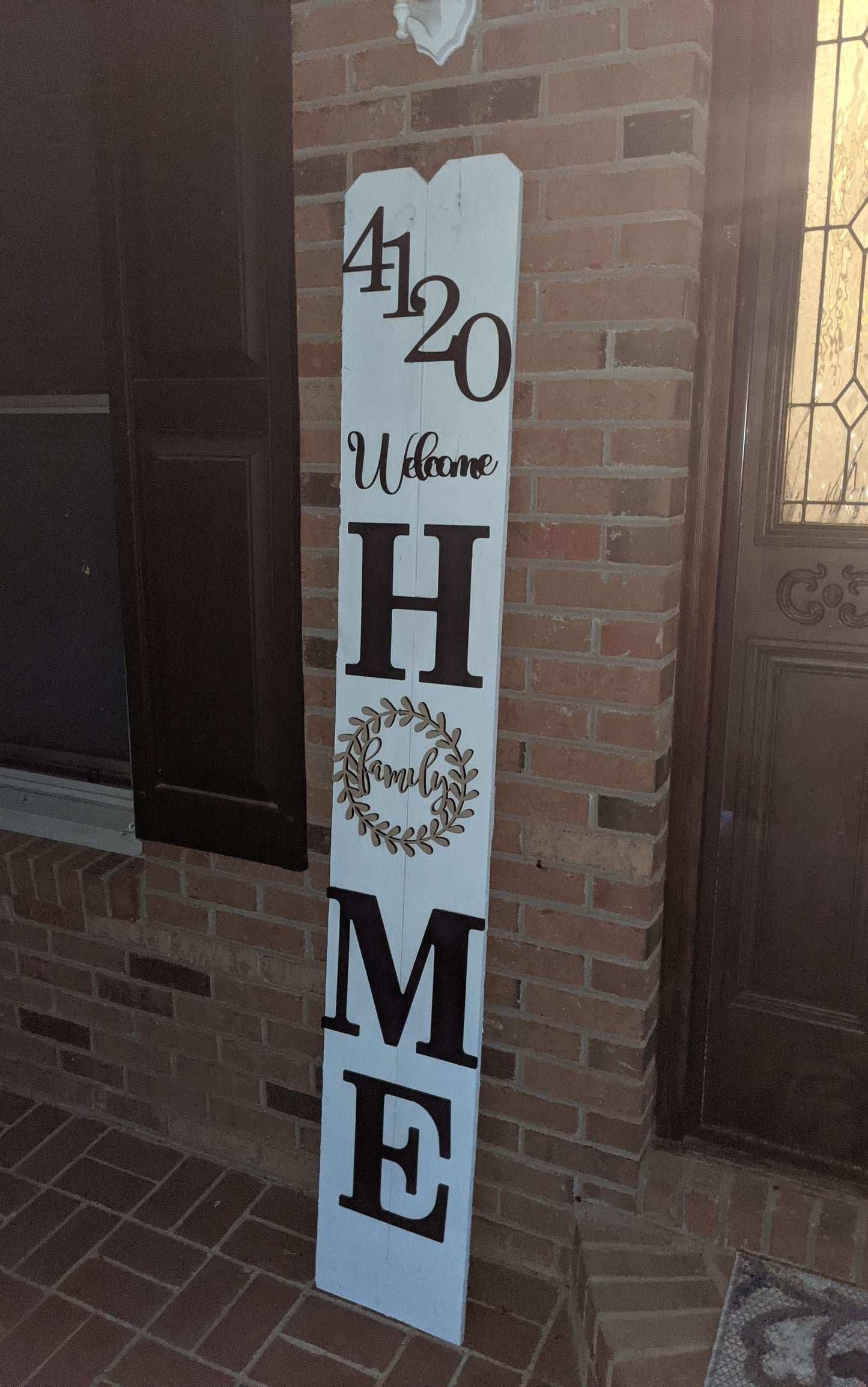 Home Sign Door Leaner - "O" Interchangeable