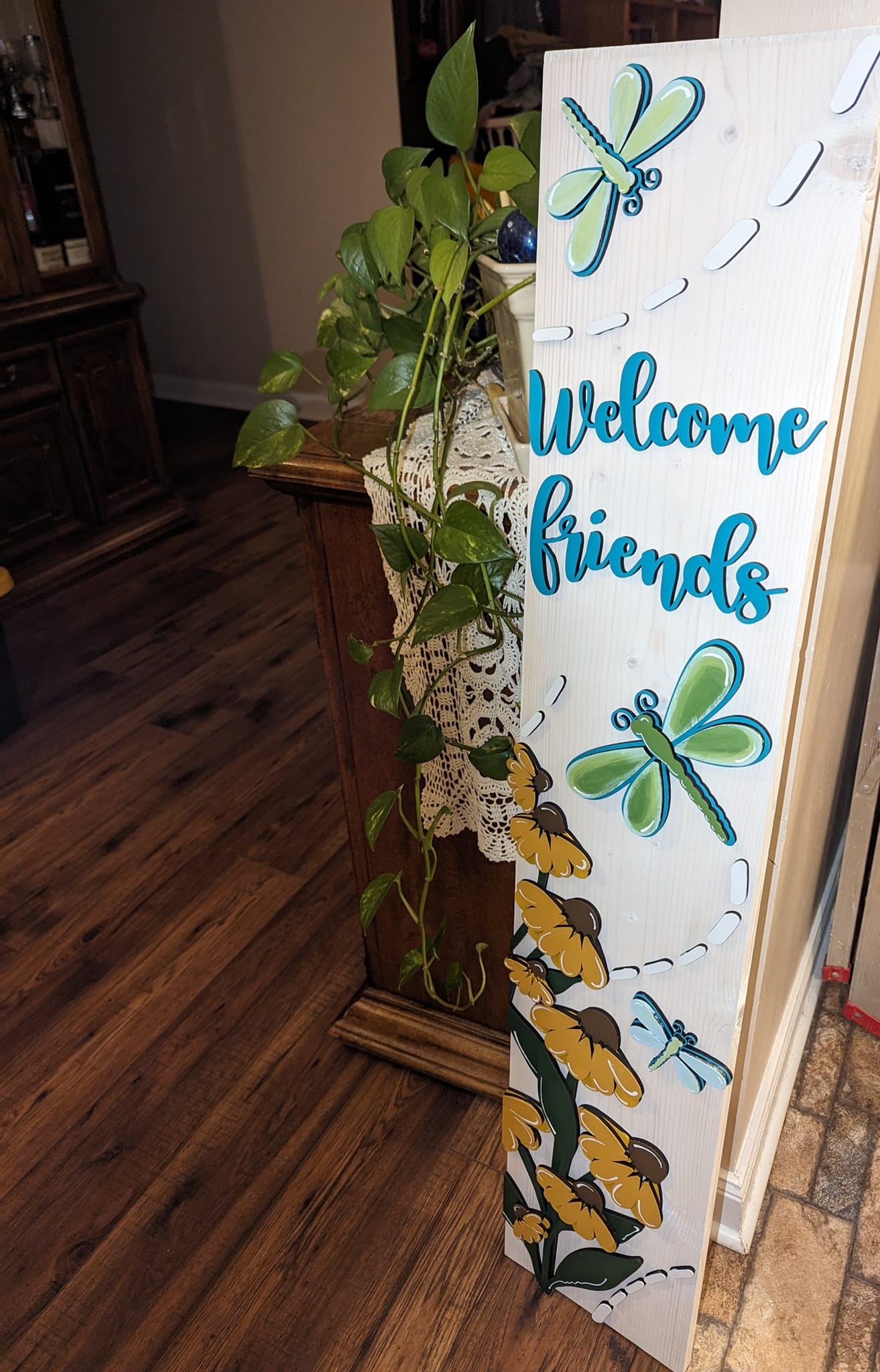 Welcome Friends Dragonfly Door Leaner
